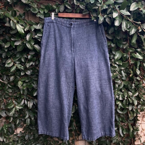 Eileen Fisher Cropped Hemp and Cotton Pants - Picture 3 of 3
